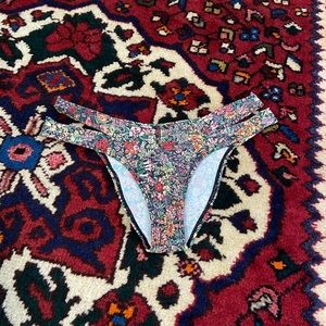 Montce Mara Floral Euro Bikini Bottom Size Medium